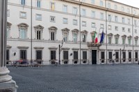 Confesercenti Forlì Cesena - MANOVRA: CONFESERCENTI, DPFP CERTIFICA L’ECCESSO DI PRESSIONE FISCALE, LA RIMODULAZIONE IRPEF LIBERI PIÙ RISORSE PER RILANCIARE I CONSUMI